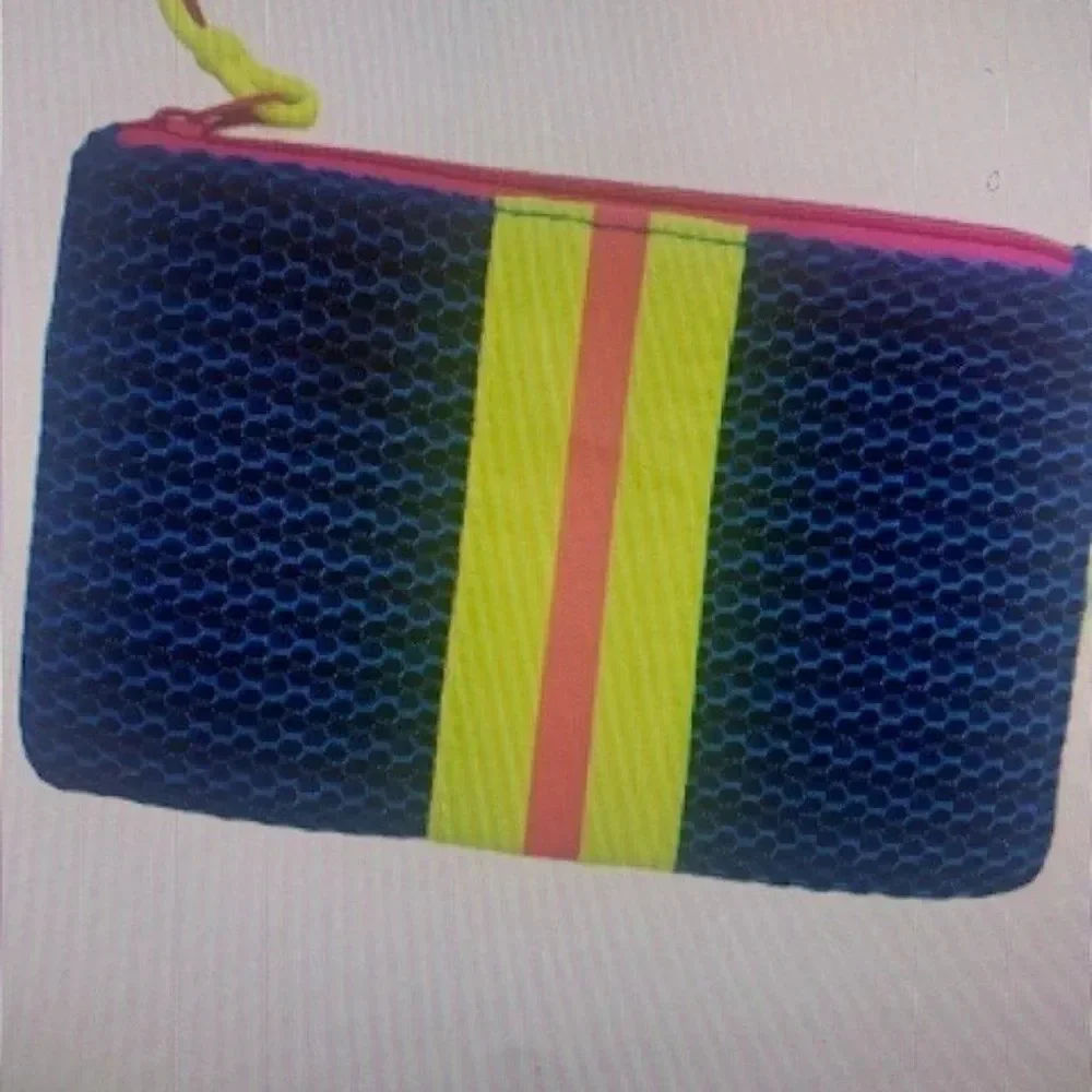 Estee Lauder this listing